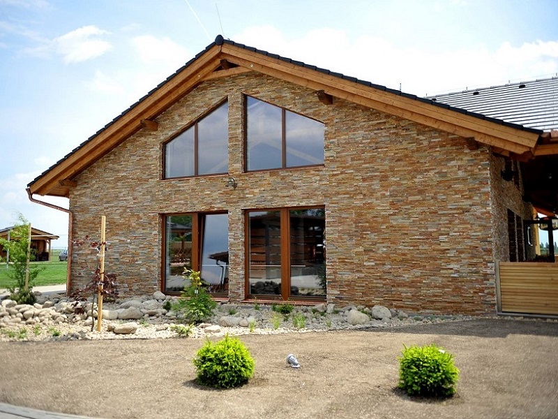 Restaurace-01.jpg