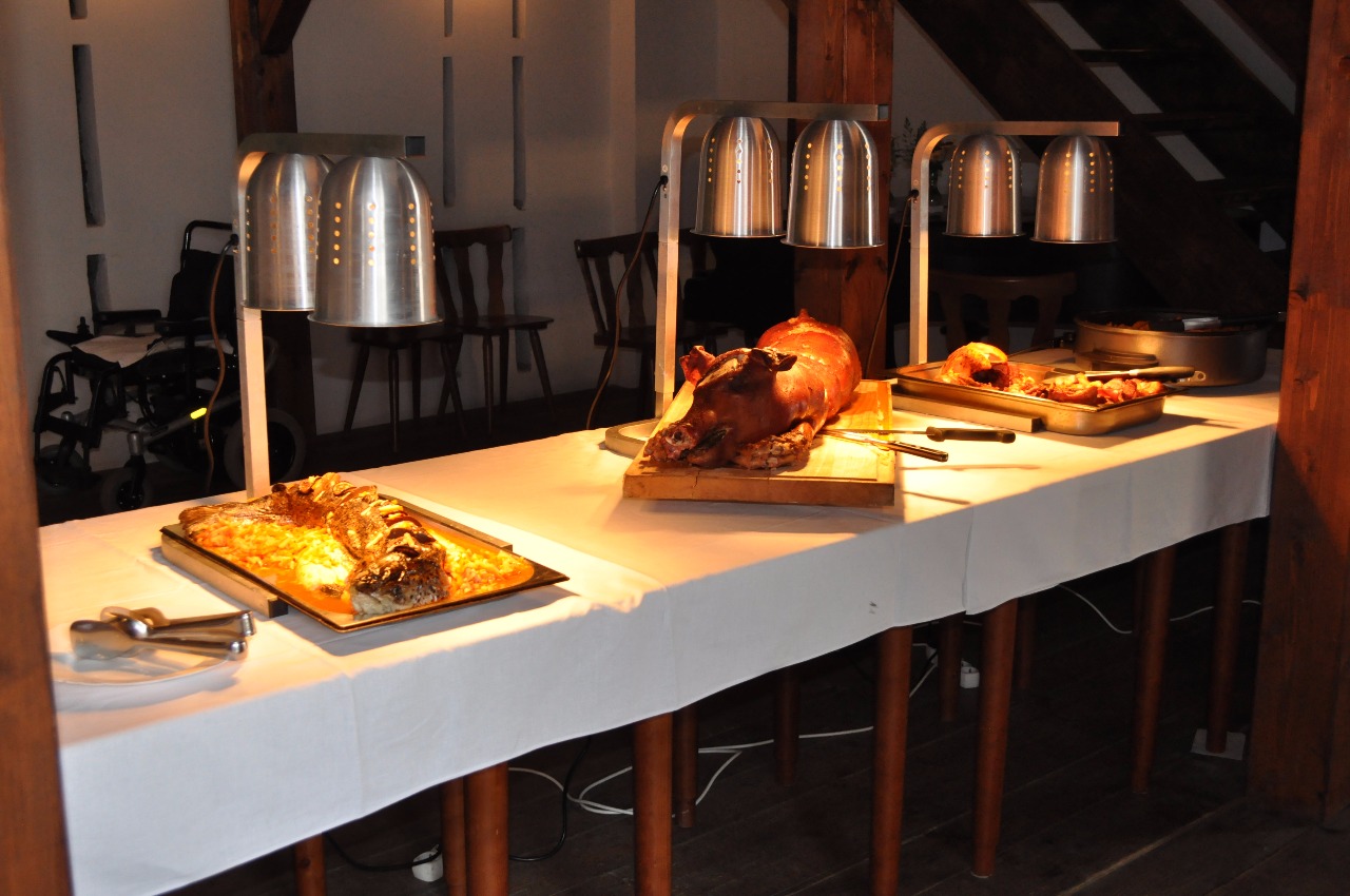 catering_na_svatbu_standa_hradecny_2jpg.jpg