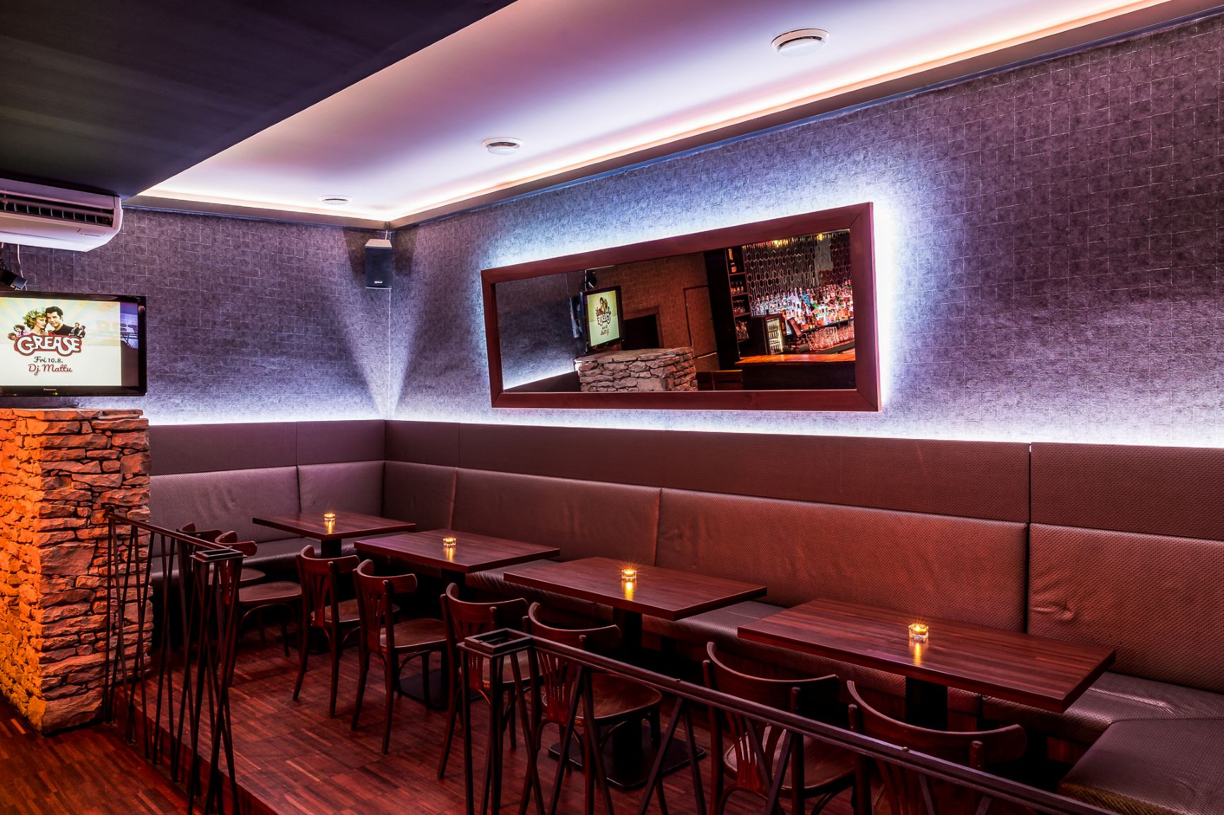 retrococktailbar-2jpg.JPG