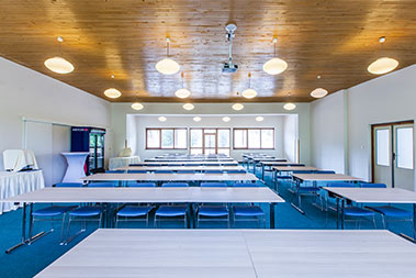 379x259_hotel-2_salonek_01jpg.jpg