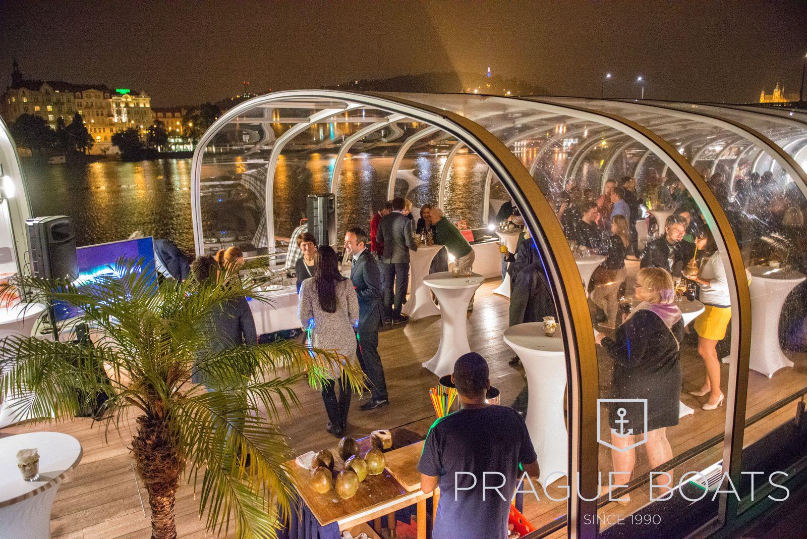 prague_boats_profil_partydo_05jpg.jpg