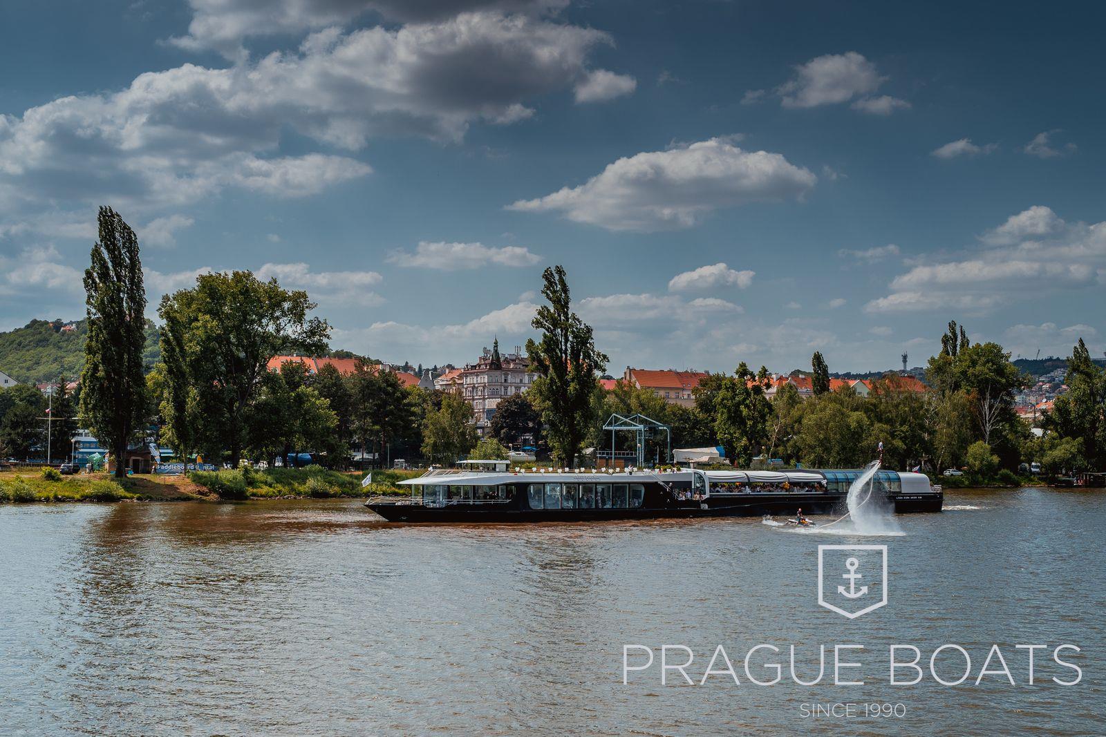 prague_boats_profil_partydo_06jpg.jpg