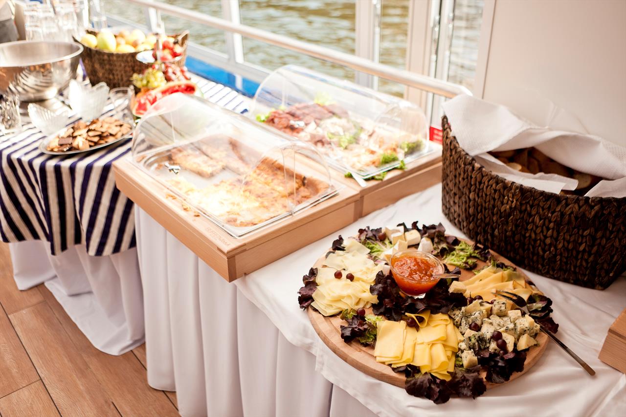 prague_boats_profil_partydo_11jpg.jpg