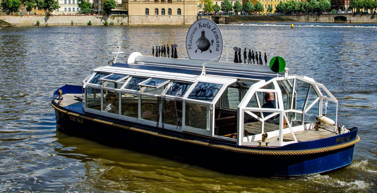 prague_boats_profil_partydo_13jpg.jpg