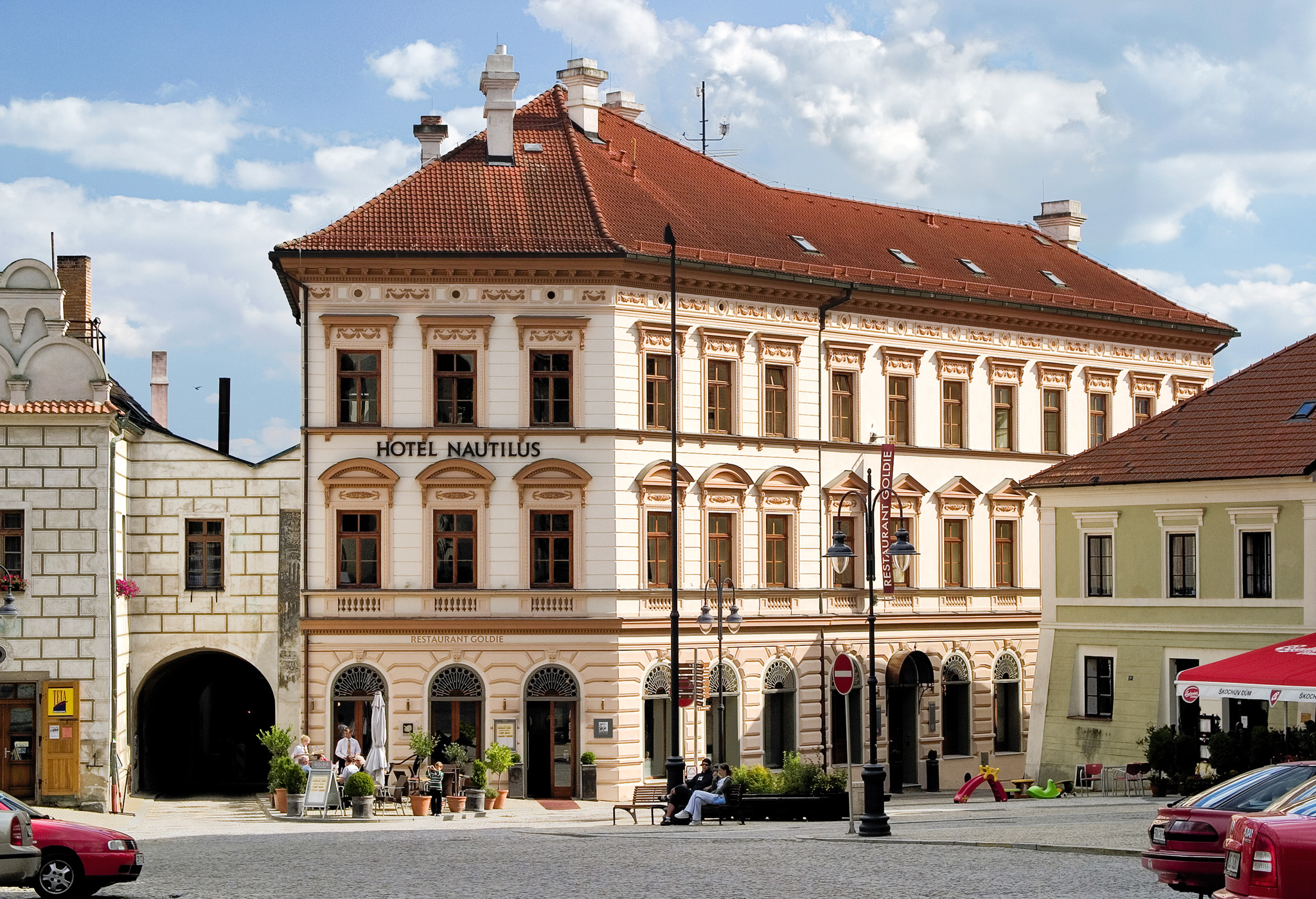 hotel-nautilus-exterior-01jpg.jpg