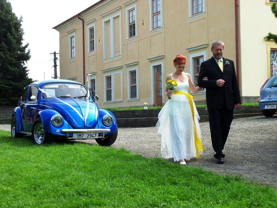 svatebni_limuzina_profil_partydo_24jpg.jpg