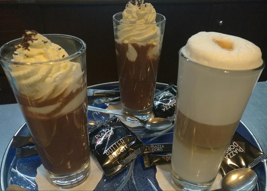 klub-ex-profil-partydo-07-latte-a-cokolada-se-slehackoujpg.jpg