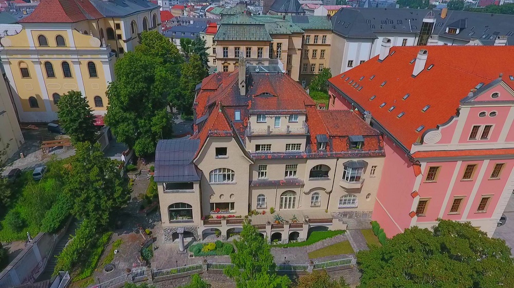 prostory-olomouc-vila-primavesi-01-letecky-pohledjpg.jpg