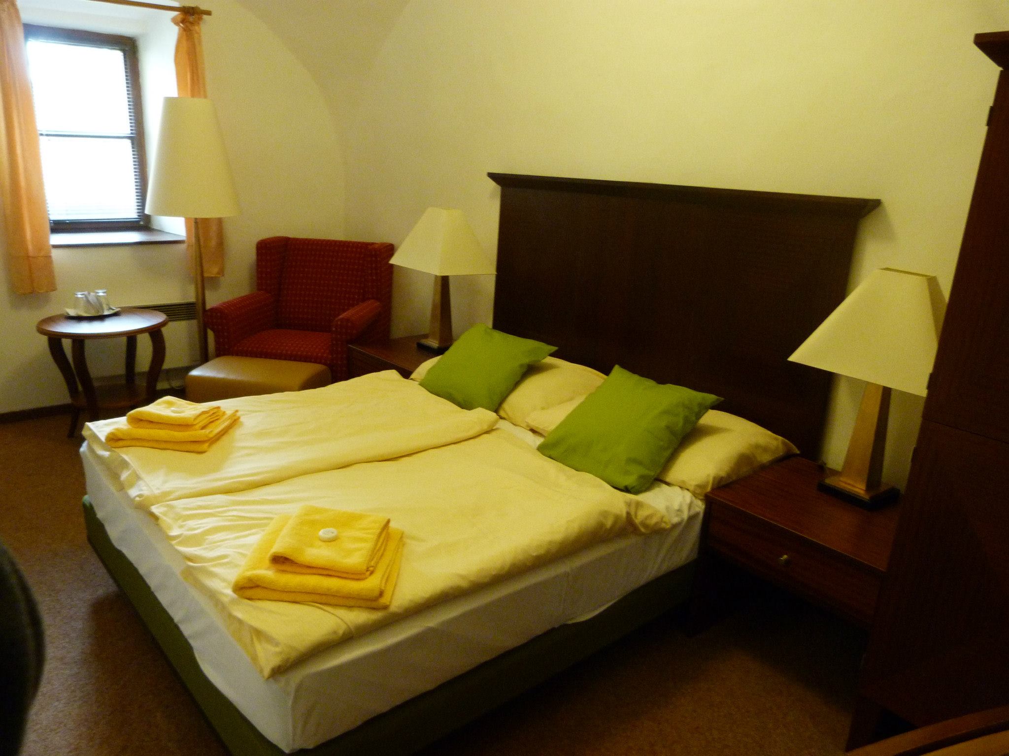 prostory-praha-04-loznicejpg.jpg