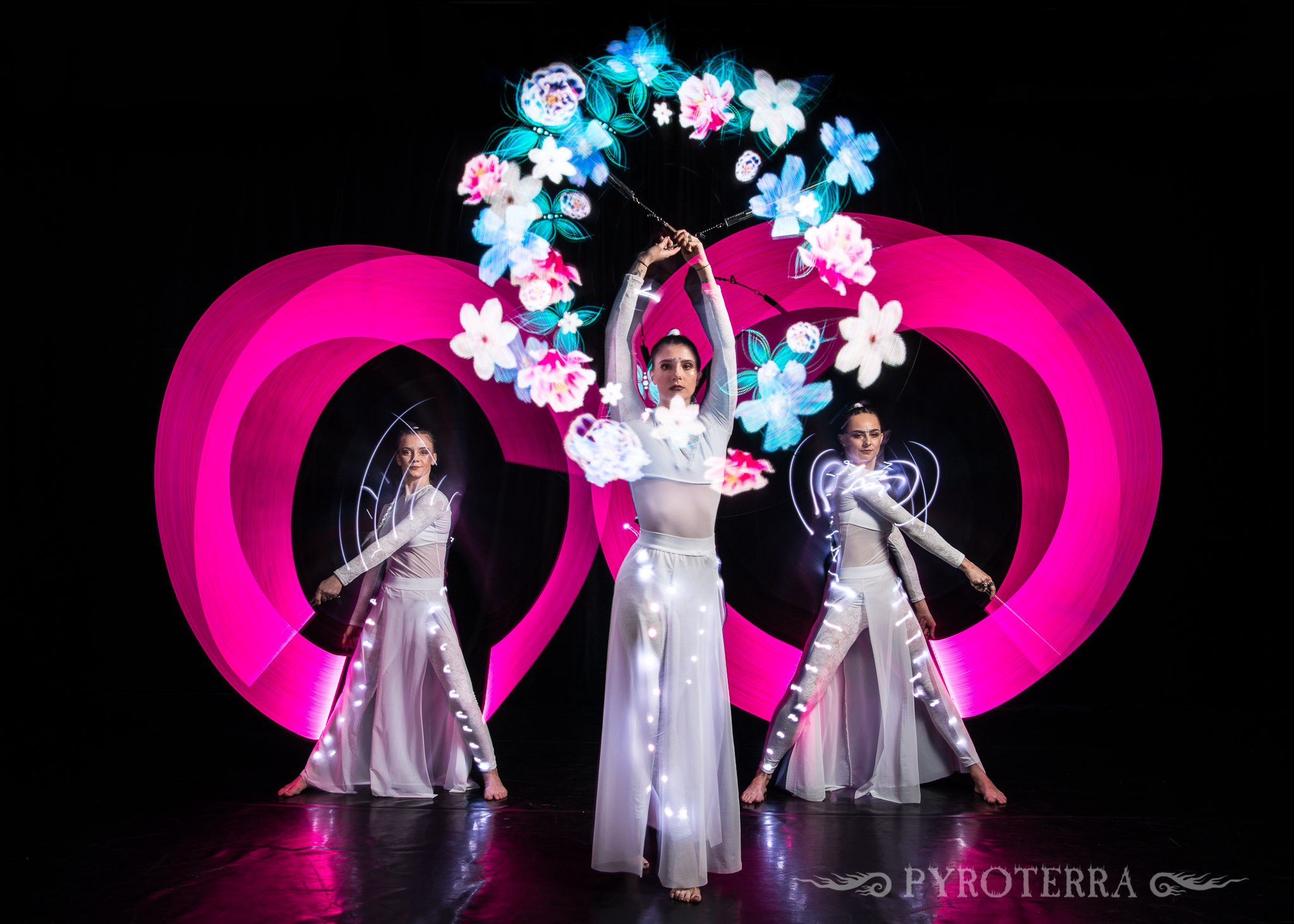 pyroterra_vivid_lightshow_03jpg.jpg