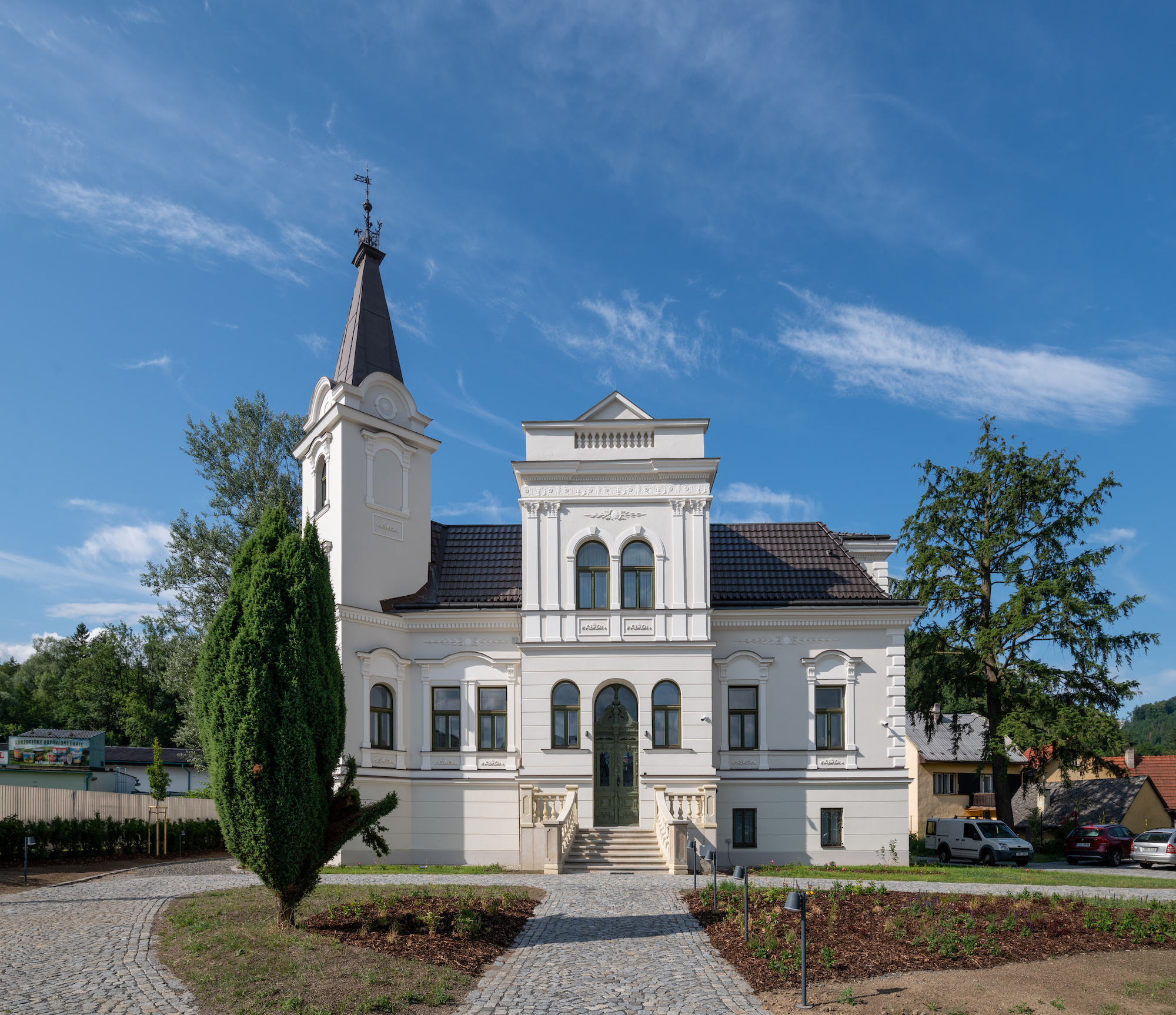 villa-rosenaw-misto-na-svatbu-konferencijpg.jpg
